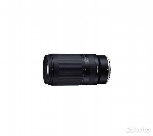 Объектив Tamron 70-300mm f/4.5-6.3 Di III RXD Niko