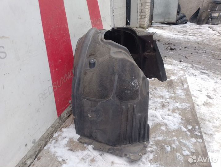 Локер подкрылок передний левый BMW 5 E60 2003-2009