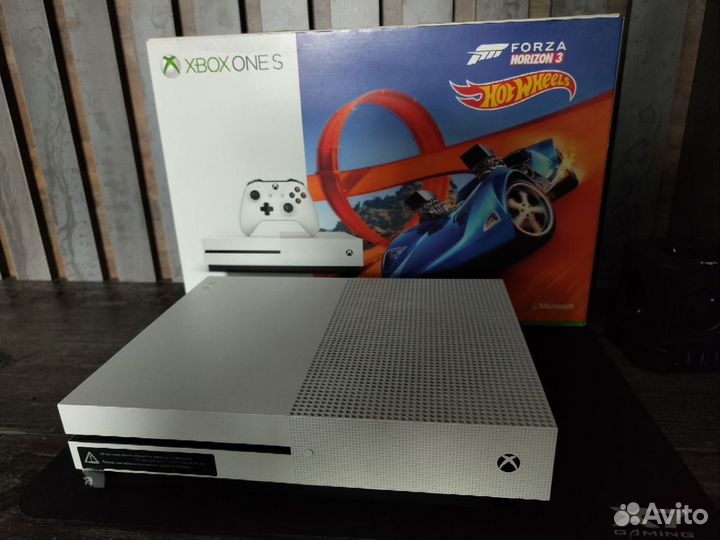 Консоль xbox one s 500gb