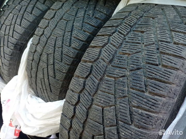Gislaved Soft Frost 200 205/55 R16 94T