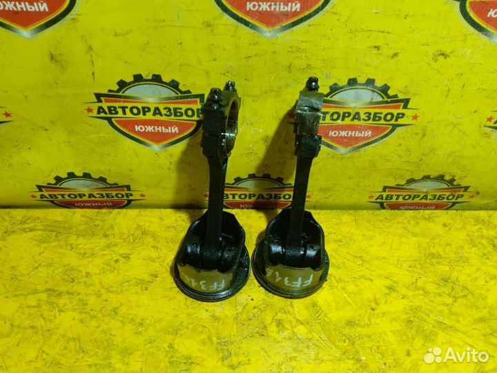 Поршень с шатуном Ford Focus 3