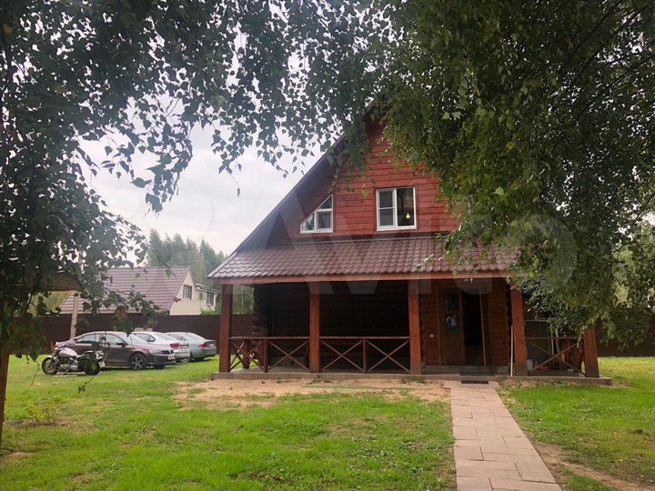 Дом 180 м² на участке 20 сот.