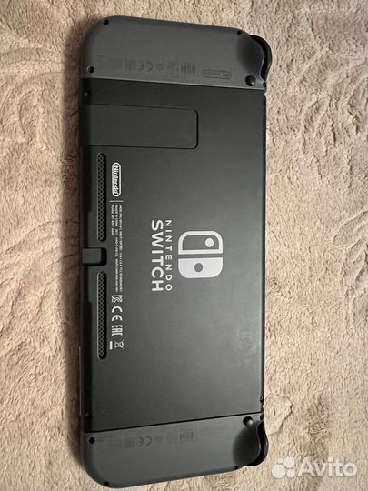 Продам приставку Nintendo Switch