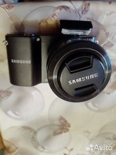 Беззеркальный фотоаппарат samsung NX 1000
