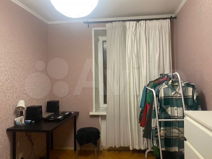 Комната 14 м² в 2-к., 9/9 эт.