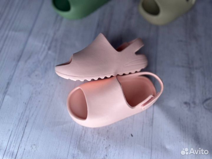 Сандалии детские