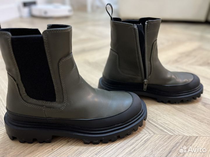 Ботинки Zara 35 размер