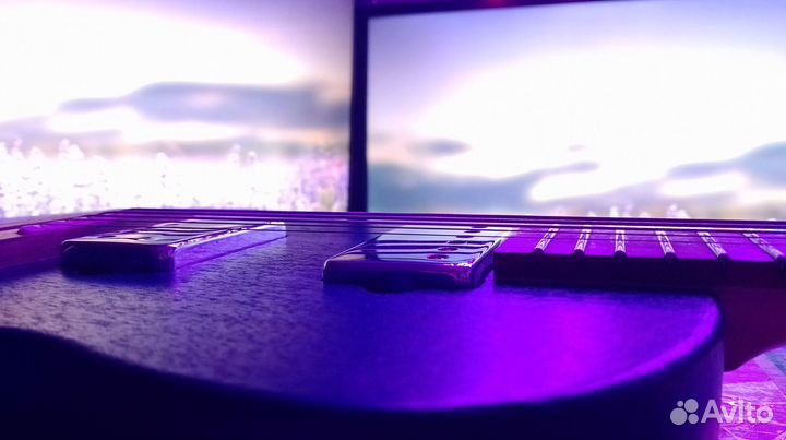 Электрогитара 5 струн (без звукоснимателей)