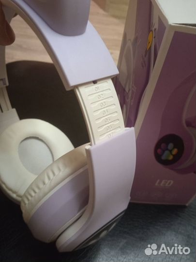 Наушники с кошачьими ушками новые