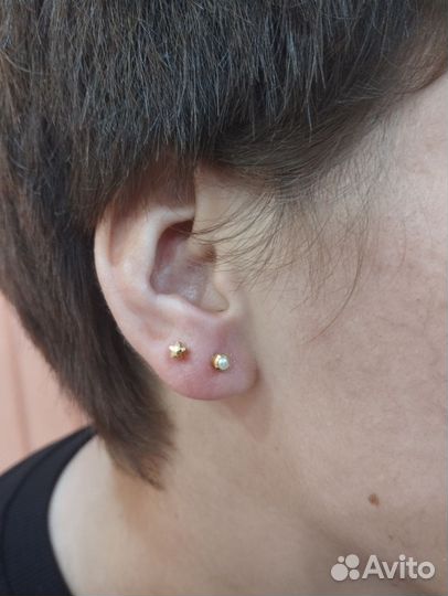 Прокол ушей пистолетом