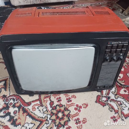 Телевизор