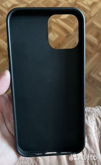 Чехол iPhone 12