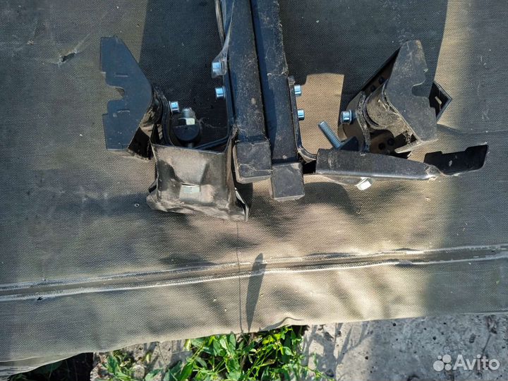 Поперечины на крышу авто