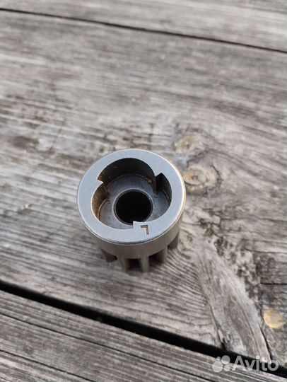 Приводная шестерня для газоно косилки 13. зубьев