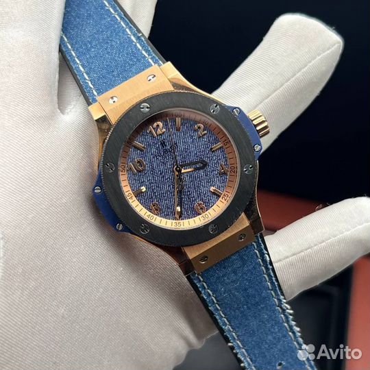 Часы женские Hublot