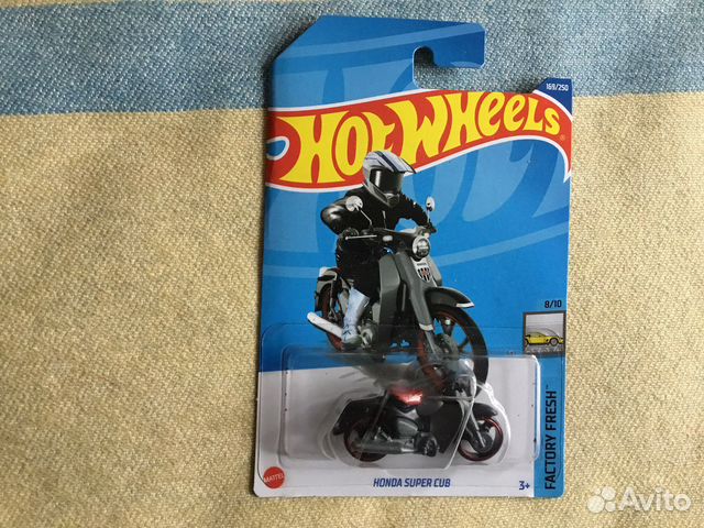 Hot wheels moto мотоцикл и скейт