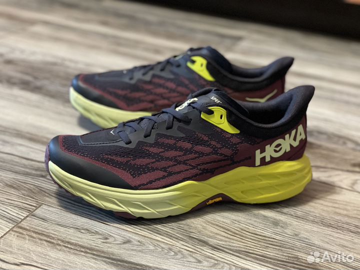 Hoka ONE ONE speedgoat 5 9 US