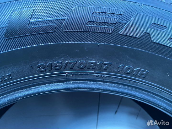 Bridgestone Dueler H/L 400 215/70 R17