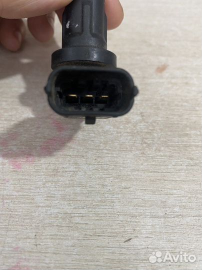 Датчик положения распредвала