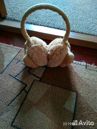 Ушки с шарфом