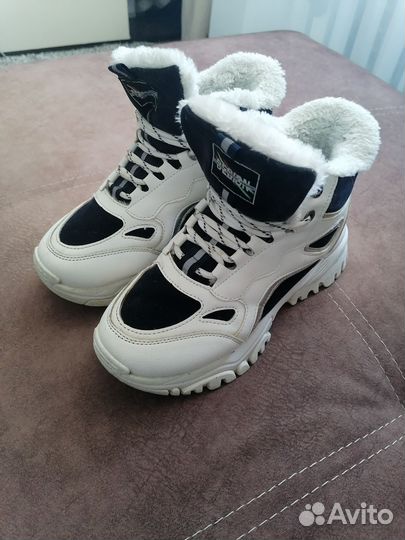 Кроссовки зимние