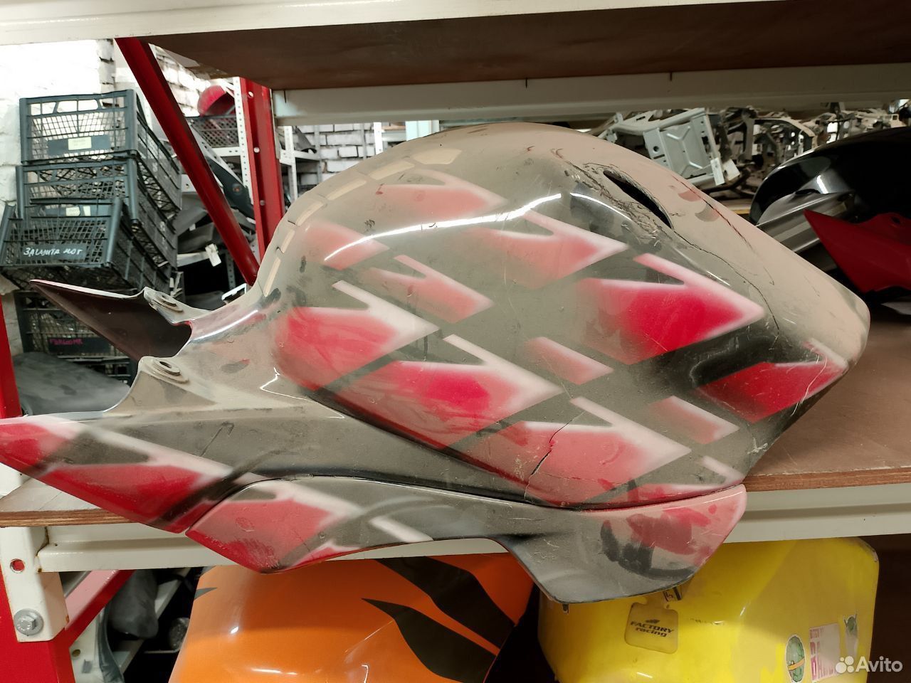 Honda CBR 1000 RR 04 накладка на бак
