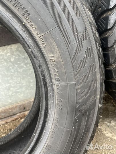 Yokohama Ice Guard Studless IG50