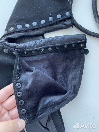 Длинные кожаные перчатки