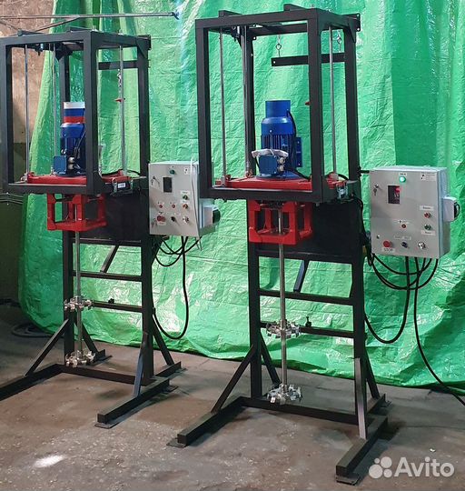 Диссольвер для емкости 200 литров