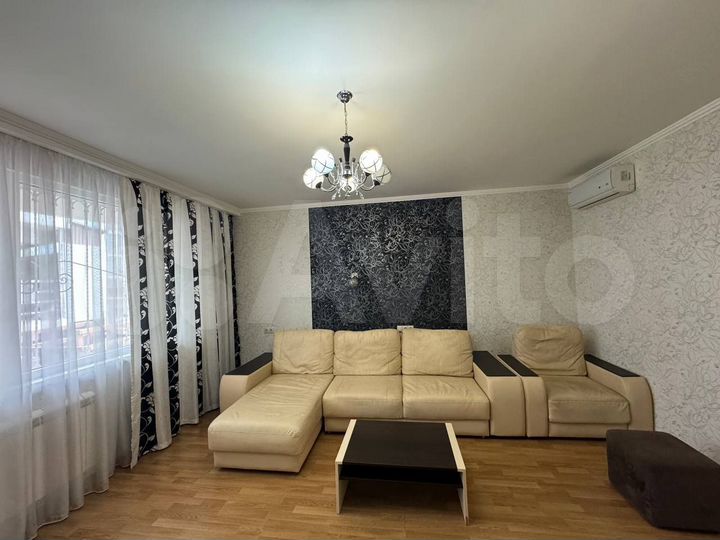 2-к. квартира, 67,4 м², 1/16 эт.