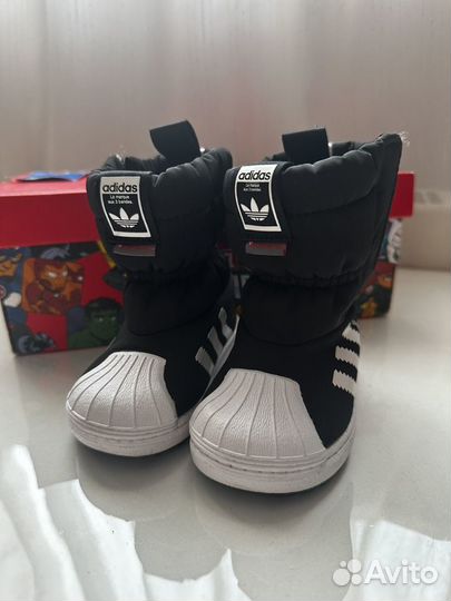 Ботинки детские adidas оригинал новые