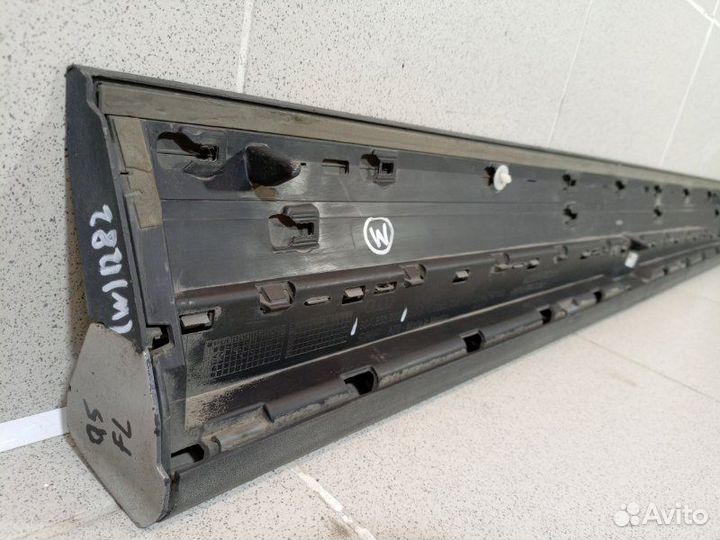 Накладка двери передней левой Audi Q5 80A