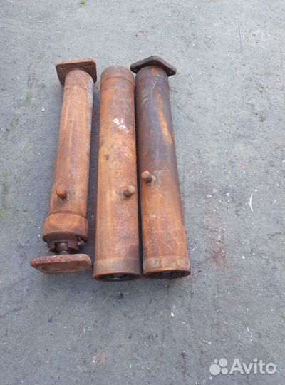 Цилиндр гидравлический