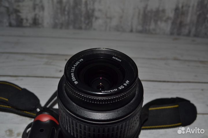 Nikon D5000