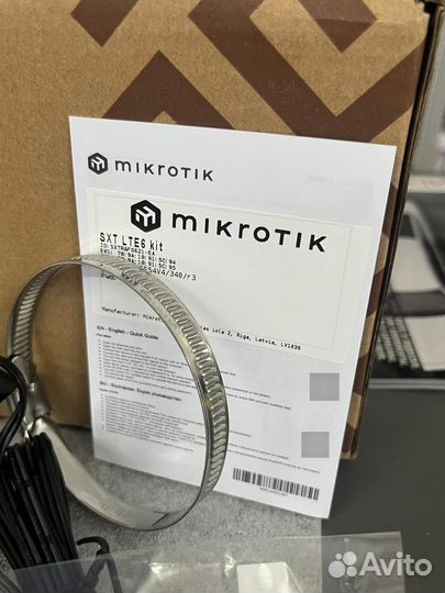 Уличная точка доступа MikroTik SXT LTE6 kit