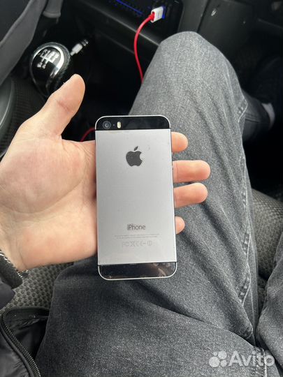 iPhone 5S, 32 ГБ