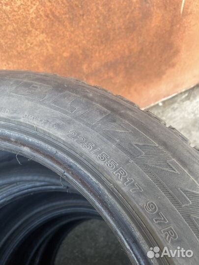 Bridgestone Blizzak Nordic 225/55 R17