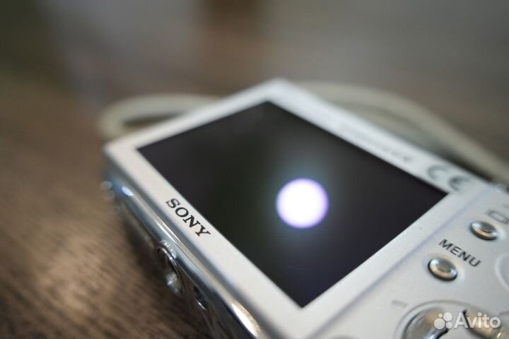 Sony Cyber-shot DSC-T7