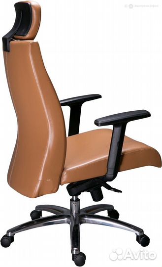 Кресло для руководителя (с колесами для паркета) м
