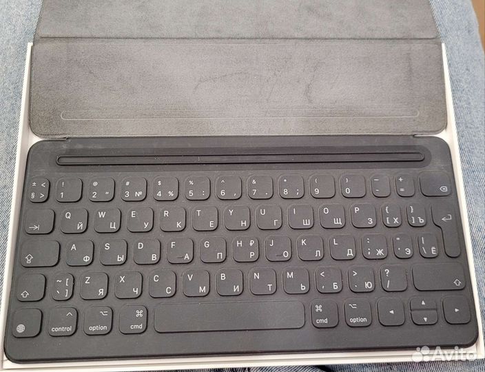 Apple smart keyboard iPad pro 10.5