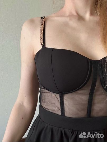 Платье с корсетом