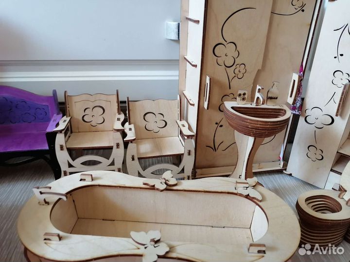 Домик кукольный