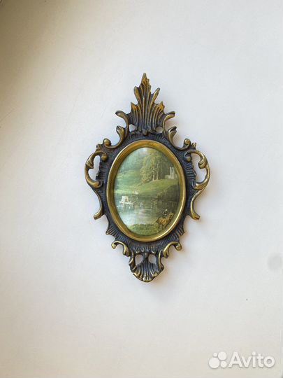 Картина шелкография в бронзовой раме