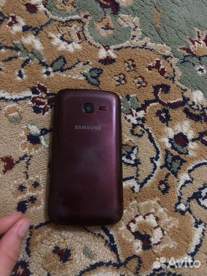 Телефон Samsung Galaxy star Plus