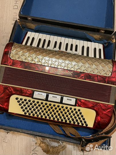 Продам аккордеон «Weltmeister Feistival» 1957 год