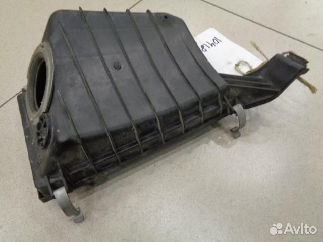 Корпус воздушного фильтра Subaru Outback BG 1994