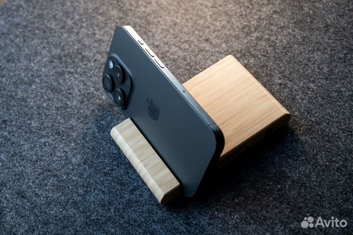 iPhone 15 Pro, 256 ГБ