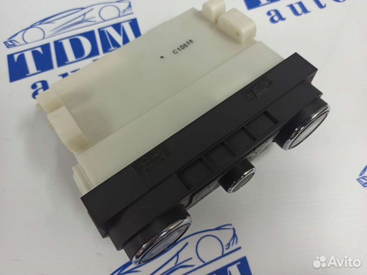 Блок управления климат контроля Nissan Altima L32