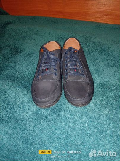 Продам туфли подростковые