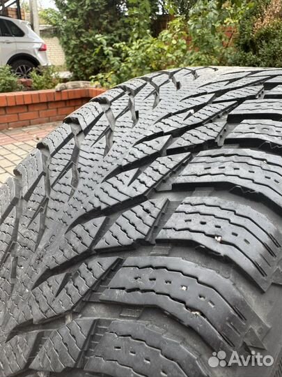 Nokian Tyres Hakkapeliitta R3 275/50 R20